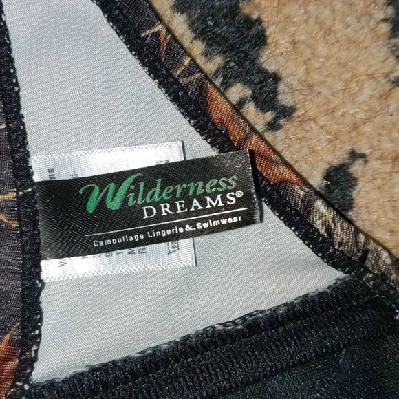 Sexy Camouflage Bikini with Pink Accents - Picture 6 of 9